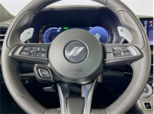 Vehicle Thumb #32