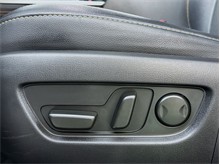 Vehicle Thumb #23