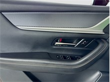 Vehicle Thumb #24