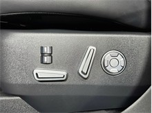 Vehicle Thumb #21