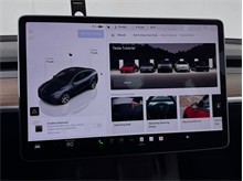 Vehicle Thumb #19