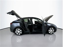 Vehicle Thumb #33