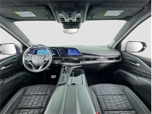 Vehicle Thumb #16