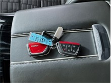 Vehicle Thumb #37