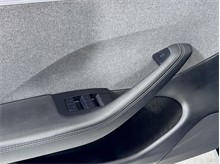 Vehicle Thumb #15