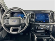 Vehicle Thumb #17