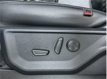 Vehicle Thumb #23