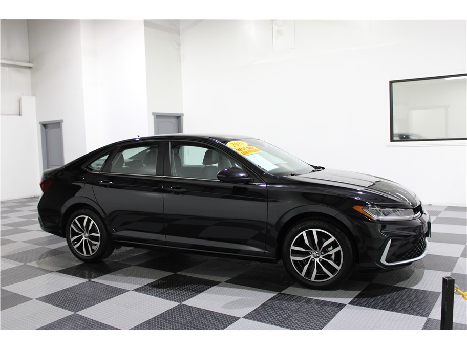 2025 Volkswagen Jetta from Auto Resources