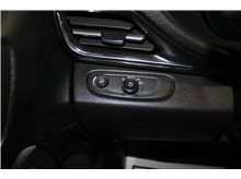 Vehicle Thumb #28