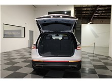 Vehicle Thumb #20