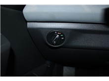 Vehicle Thumb #28