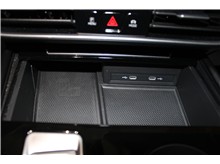 Vehicle Thumb #34