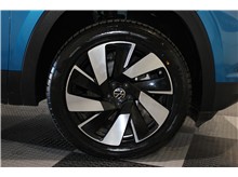 Vehicle Thumb #5