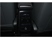 Vehicle Thumb #22