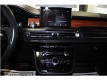 Vehicle Thumb #31