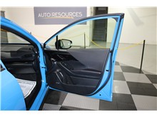 Vehicle Thumb #26