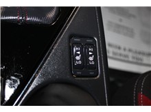 Vehicle Thumb #34