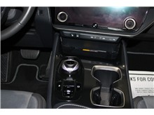 Vehicle Thumb #18