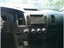 Vehicle Thumb #14