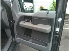 Vehicle Thumb #9