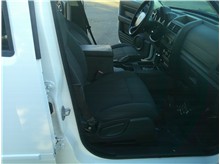 Vehicle Thumb #9