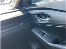Vehicle Thumb #12
