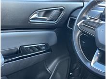 Vehicle Thumb #14