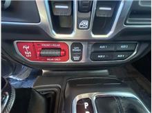 Vehicle Thumb #20
