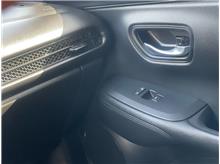 Vehicle Thumb #12