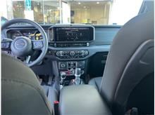 Vehicle Thumb #11