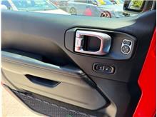 Vehicle Thumb #18