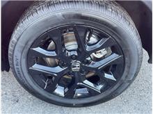 Vehicle Thumb #17