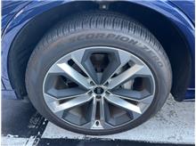 Vehicle Thumb #29