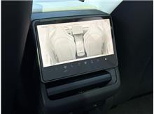 Vehicle Thumb #15