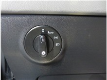 Vehicle Thumb #32