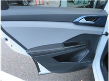Vehicle Thumb #16