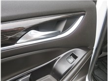 Vehicle Thumb #18