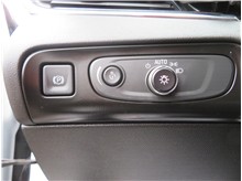 Vehicle Thumb #35