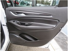 Vehicle Thumb #9