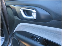 Vehicle Thumb #13