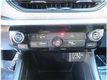 Vehicle Thumb #25
