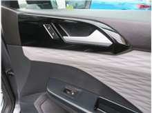 Vehicle Thumb #13