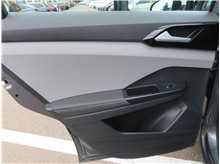 Vehicle Thumb #16