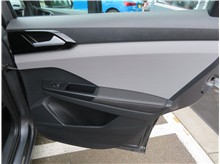Vehicle Thumb #9