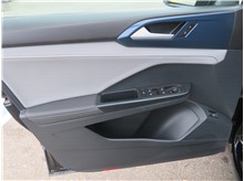 Vehicle Thumb #19
