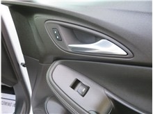 Vehicle Thumb #13