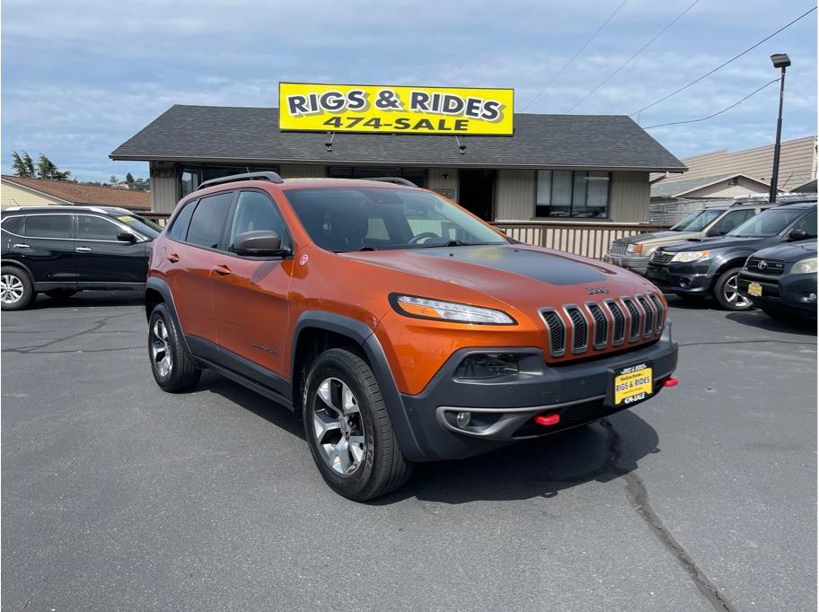 2015 Jeep Cherokee from Rigs & Rides