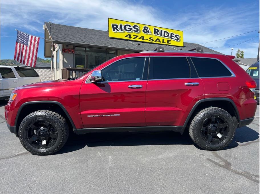 2015 Jeep Grand Cherokee from Rigs & Rides