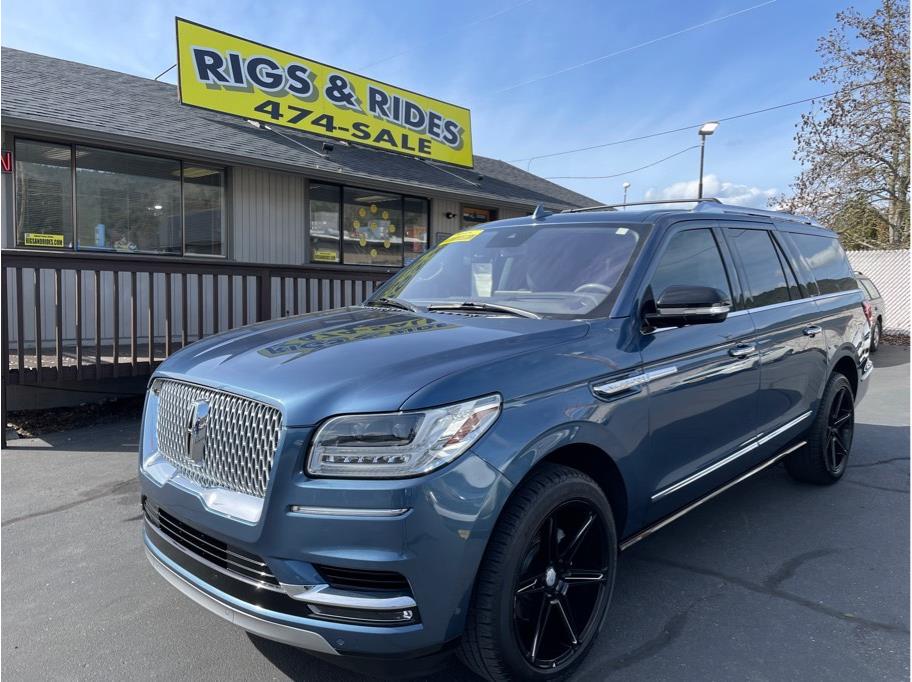 2019 Lincoln Navigator L from Rigs & Rides