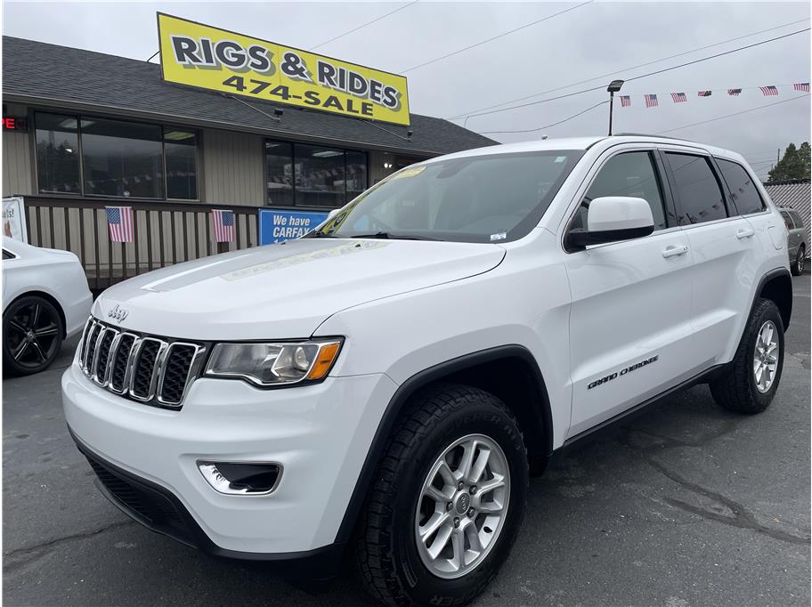 2018 Jeep Grand Cherokee from Rigs & Rides